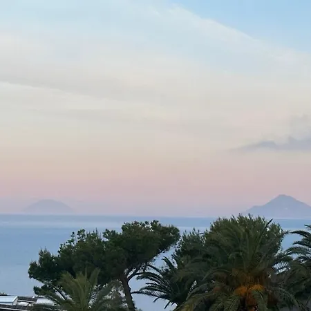 Aurora * Vulcano (Isola)